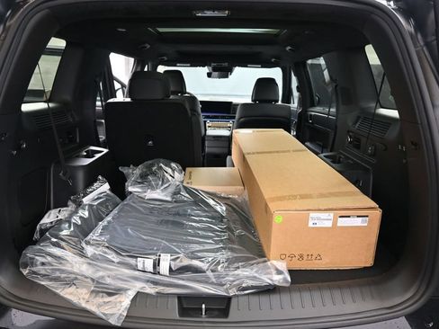 New 2026 Hyundai Santa Fe Calligraphy AWD/4WD image 17