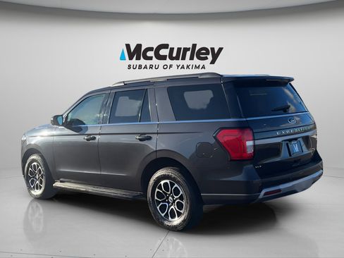 Used 2024 Ford Expedition XLT image 6