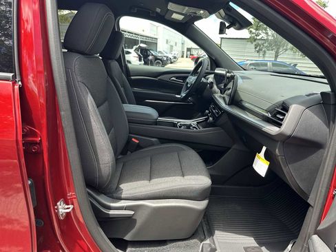 New 2026 Chevrolet Traverse LT w/ Driver Confidence Package image 19