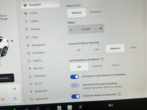 Used 2018 Tesla Model 3 Long Range image 15