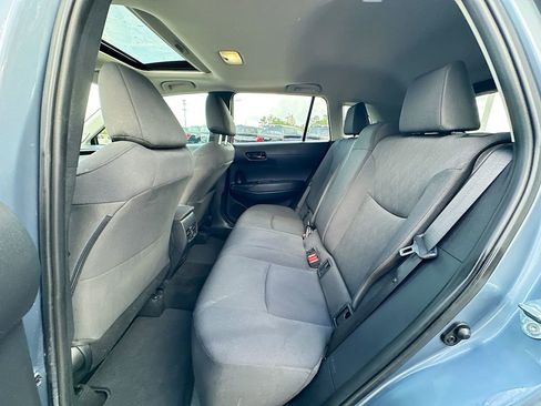 Used 2024 Toyota Corolla Cross LE w/ Moonroof Package AWD/4WD image 17