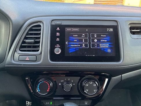 Used 2019 Honda HR-V Sport image 30