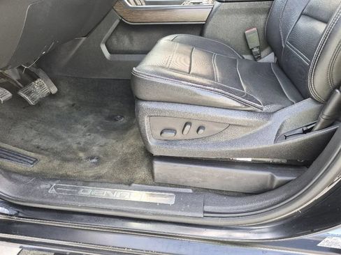 Used 2018 GMC Sierra 1500 Denali AWD/4WD image 18