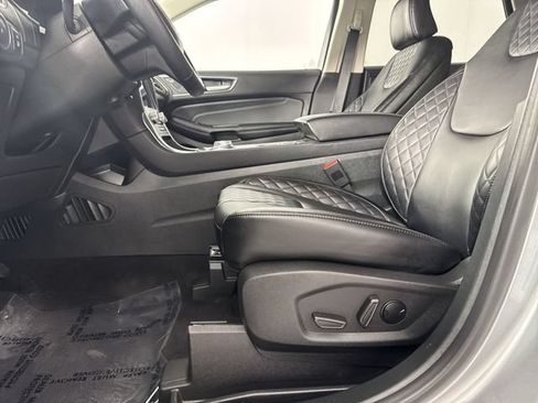 Used 2023 Ford Edge Titanium AWD/4WD image 20
