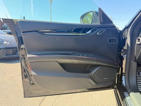 Used 2017 Maserati Quattroporte S GranSport RWD image 10