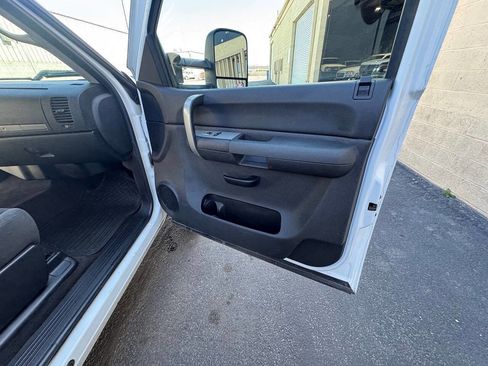 Used 2008 Chevrolet Silverado 2500 LT w/ 1LT Convenience Package image 42