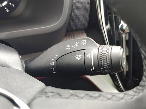 New 2026 Volvo XC90 B6 Ultra image 18