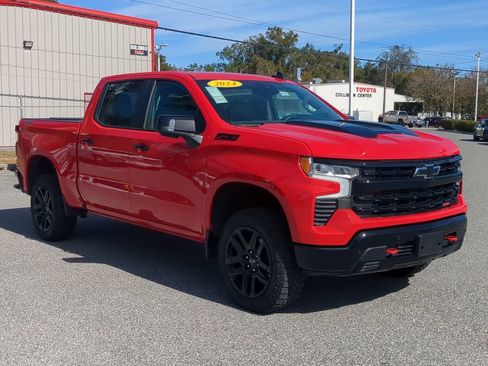 Used 2024 Chevrolet Silverado 1500 LT Trail Boss w/ LT Trail Boss Premium Package image 11