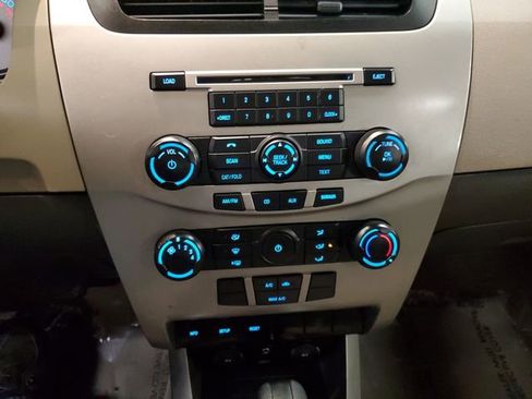 Used 2008 Ford Focus SE image 24