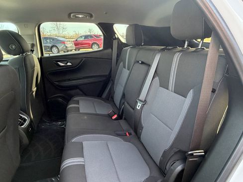 Used 2025 Chevrolet Blazer LT image 24