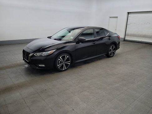 Used 2022 Nissan Sentra SR FWD image 2