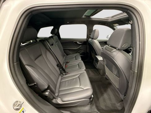 Certified 2025 Audi Q7 2.0T Premium Plus w/ Premium Plus Package image 21