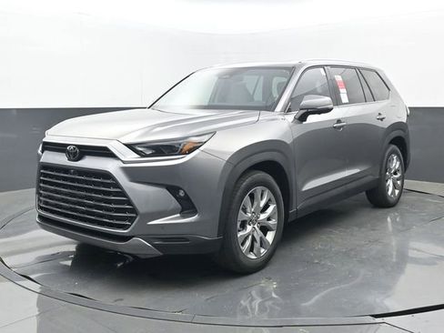 New 2026 Toyota Grand Highlander Limited image 25