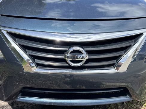 Used 2017 Nissan Versa SV FWD image 8
