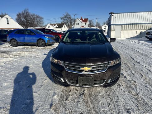 Used 2015 Chevrolet Impala LT image 2