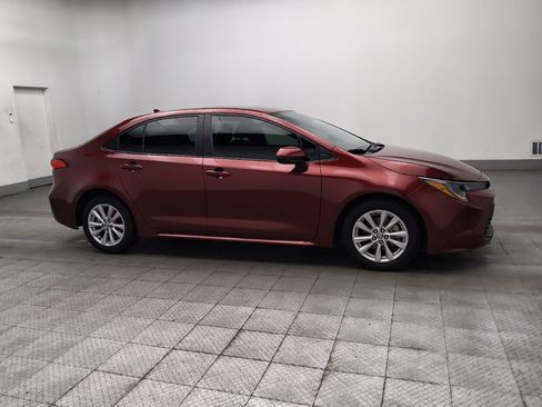 Used 2023 Toyota Corolla LE w/ LE Convenience Package FWD image 11