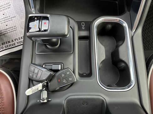 Used 2023 GMC Sierra 1500 Denali Ultimate image 16