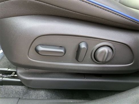 Certified 2024 Buick Envista Sport Touring w/ Convenience I Package image 13