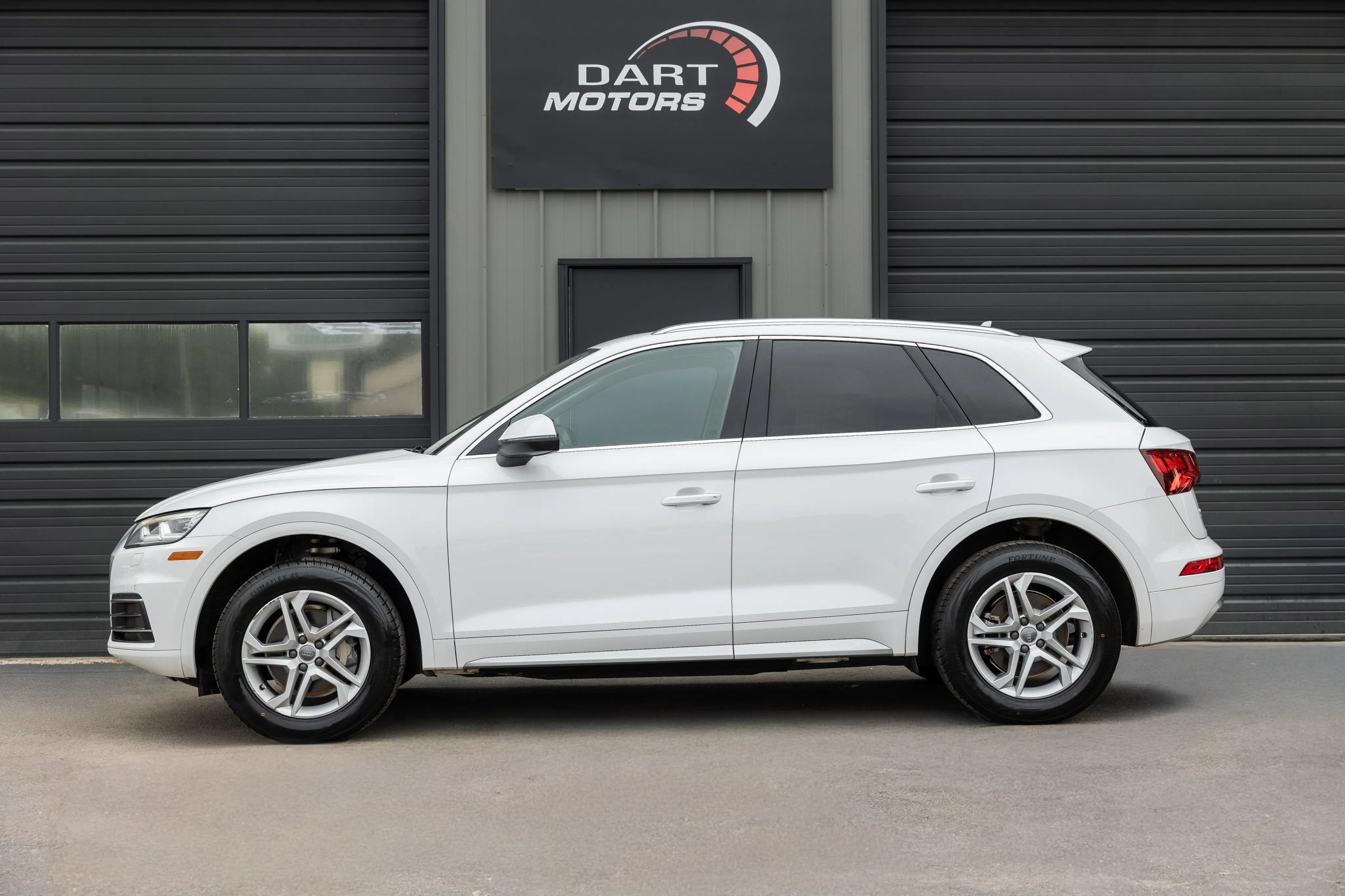 Used 2018 Audi Q5 2.0T Premium Plus w/ Premium Plus Package AWD/4WD image 4