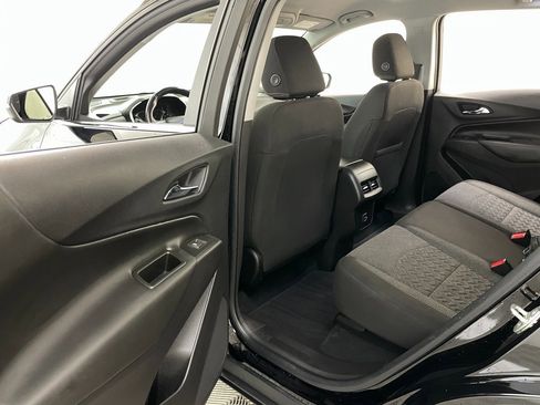 Used 2022 Chevrolet Equinox LT image 42