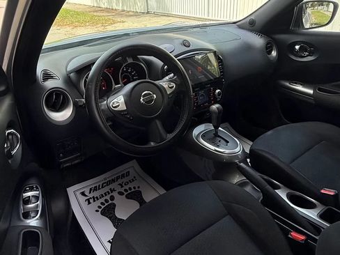 Used 2015 Nissan Juke SV FWD image 13