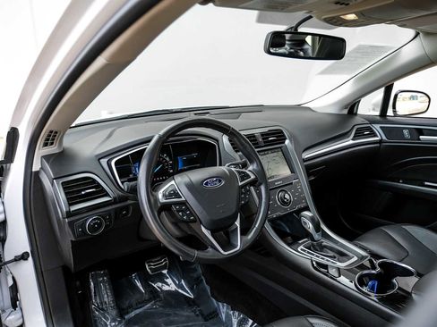 Used 2014 Ford Fusion Energi Titanium image 3