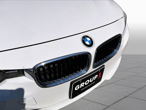 Used 2013 BMW 328i xDrive Sedan AWD/4WD image 29