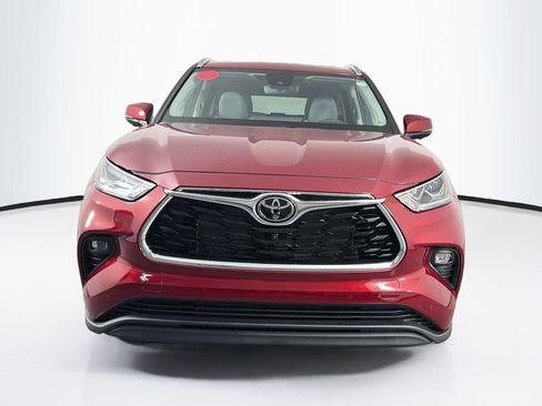 New 2026 Toyota Highlander Limited AWD/4WD image 2