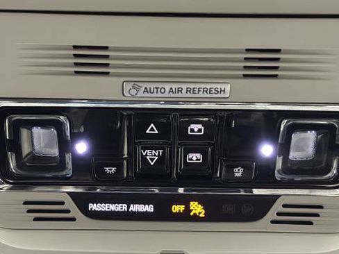 Used 2025 Lincoln Aviator AWD image 19