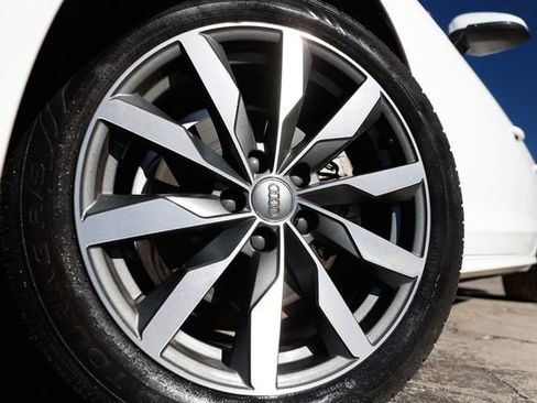 Used 2020 Audi A4 2.0T Premium w/ Convenience Package image 36