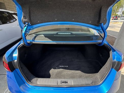 Used 2025 Nissan Sentra SV FWD image 30