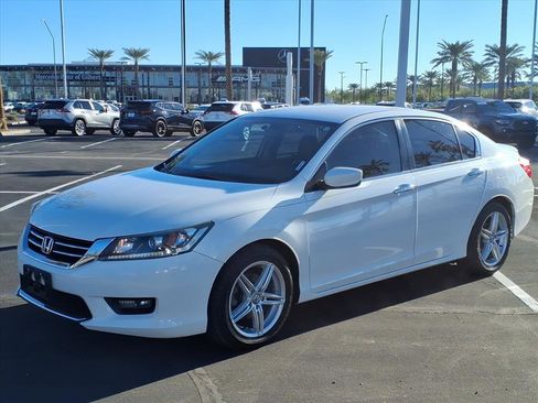 Used 2015 Honda Accord Sport image 12