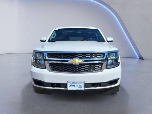 Used 2018 Chevrolet Suburban LT image 8