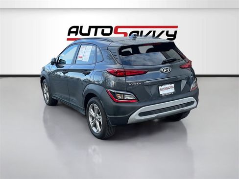 Used 2023 Hyundai Kona SEL image 5