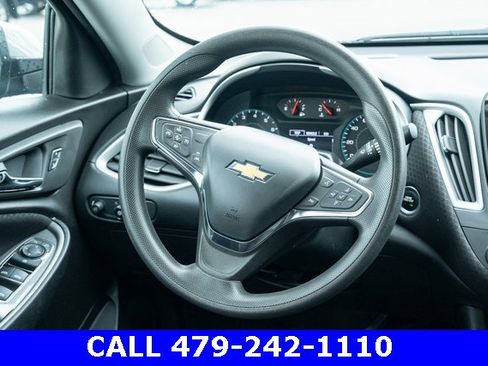 Used 2024 Chevrolet Malibu LT image 29