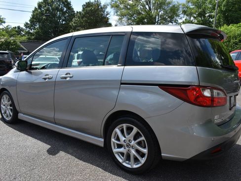 Used 2013 MAZDA MAZDA5 Grand Touring FWD image 32