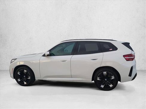 Certified 2025 BMW X3 xDrive30i w/ M Sport Package image 9