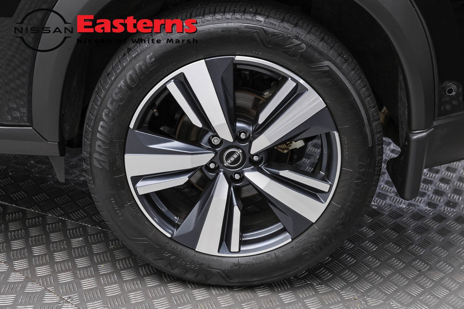 Used 2023 Nissan Rogue SL AWD/4WD image 8