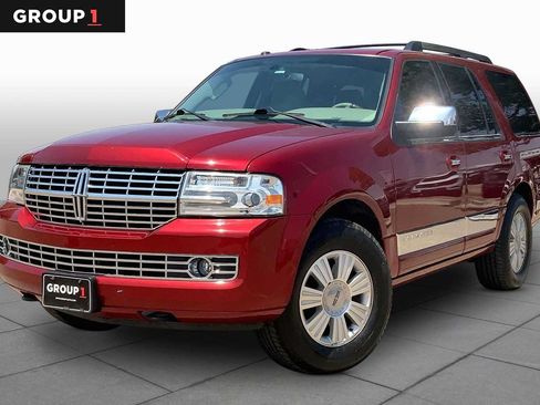 Used 2013 Lincoln Navigator 2WD w/ HD Trailer Tow Pkg image 1