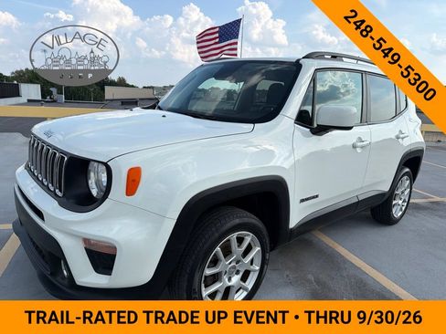 Used 2019 Jeep Renegade Latitude w/ Cold Weather Group AWD/4WD image 3