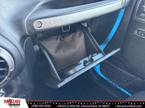 Used 2018 Jeep Wrangler Unlimited Sport S image 19