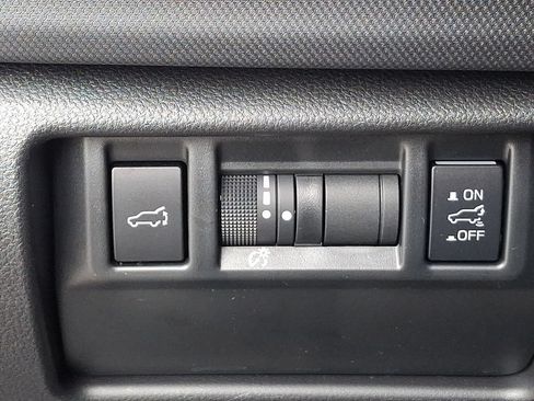 Used 2026 Subaru Forester Premium AWD/4WD image 26