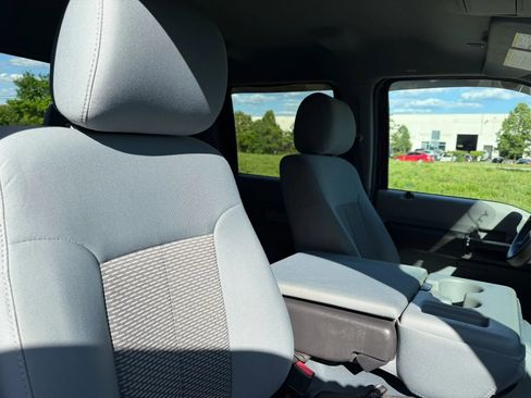 Used 2012 Ford F250 XLT w/ XLT Premium Pkg AWD/4WD image 26