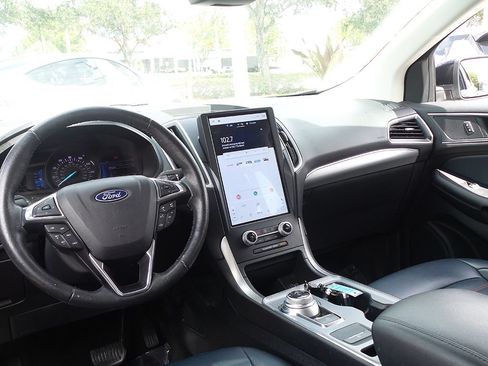 Used 2022 Ford Edge SEL w/ Sport Appearance Package AWD/4WD image 25