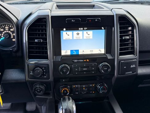 Used 2018 Ford F150 XLT w/ Equipment Group 302A Luxury AWD/4WD image 25