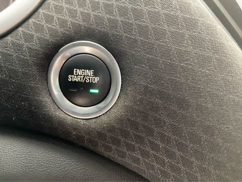 Used 2023 Chevrolet Malibu LT image 30