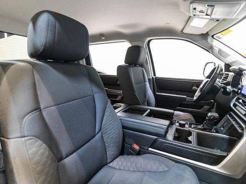 Certified 2022 Toyota Tundra SR5 w/ TRD Off-Road Package image 17