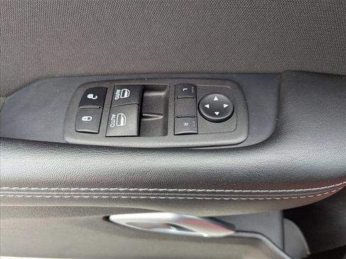 Used 2023 Dodge Challenger SXT w/ Blacktop Package image 7