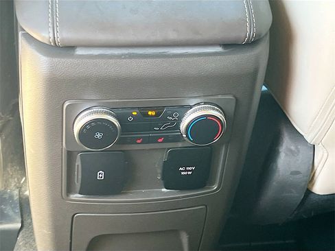 Used 2022 Ford Explorer Platinum w/ Equipment Group 601A image 27