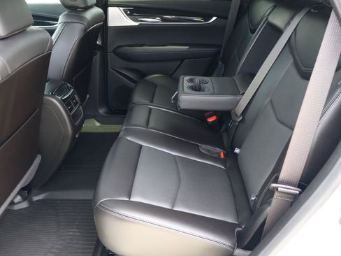 Used 2024 Cadillac XT5 Premium Luxury w/ Technology Package FWD image 26